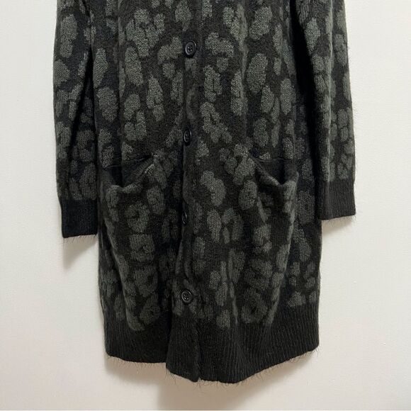 LOGO Lori Goldstein Black Cheetah Print Long Cardigan Sweater Oversized Medium - Picture 3 of 7